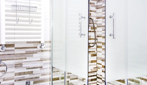 Deluxe Quadruple Room (Vicoletto) | Free WiFi, bed sheets