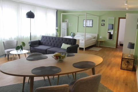 Desk, blackout drapes, free WiFi, bed sheets