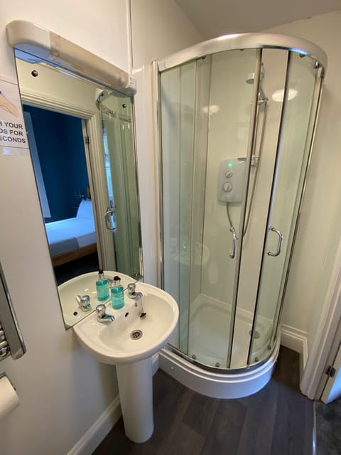 Bathroom | Free toiletries, hair dryer, towels