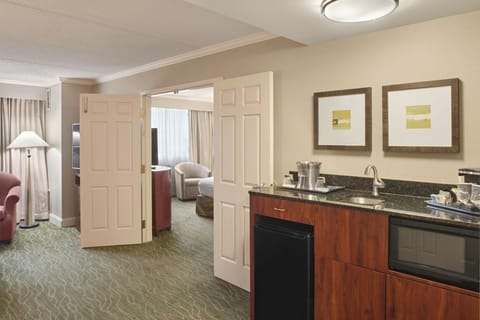 Premium bedding, pillowtop beds, in-room safe, desk