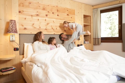 Minibar, in-room safe, desk, soundproofing