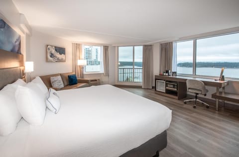 Room, 1 King Bed, Harbor View (Coast Premium King with Ocean View) | In-room safe, desk, blackout drapes, iron/ironing board