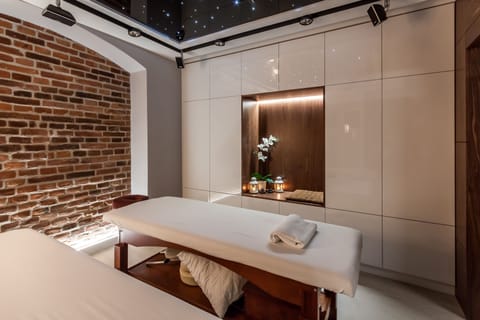 Couples treatment rooms, massages