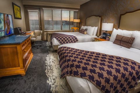 In-room safe, desk, iron/ironing board, free WiFi