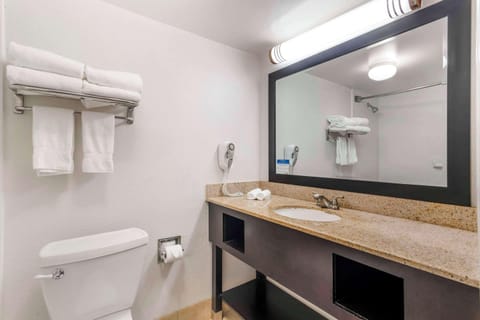 Egyptian cotton sheets, premium bedding, individually decorated, desk