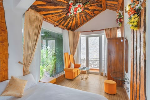 Double Room, 2 Queen Beds, Garden View | Premium bedding, minibar, desk, laptop workspace