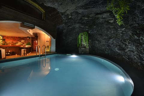 Indoor pool, a waterfall pool