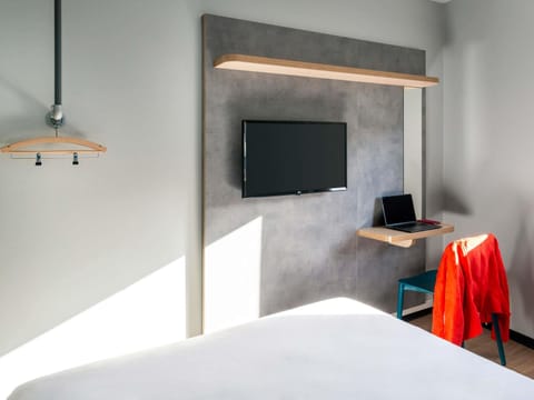 Double Room, 1 Double Bed | Soundproofing, free WiFi, bed sheets