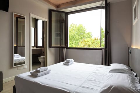 Standard Double Room | Free WiFi, bed sheets, wheelchair access