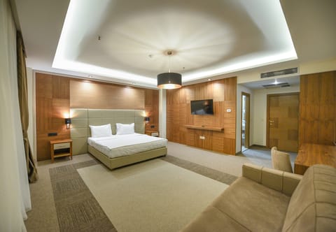 In-room safe, desk, soundproofing, free cribs/infant beds