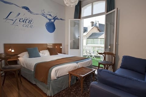 Superior Double Room | Desk, soundproofing, free cribs/infant beds, free WiFi