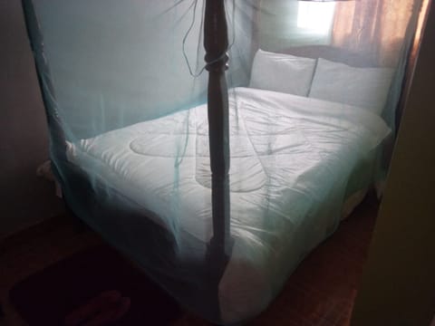 Standard Room | Bed sheets