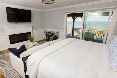 202 - Luxury Water View Room | Premium bedding, pillowtop beds, individually decorated