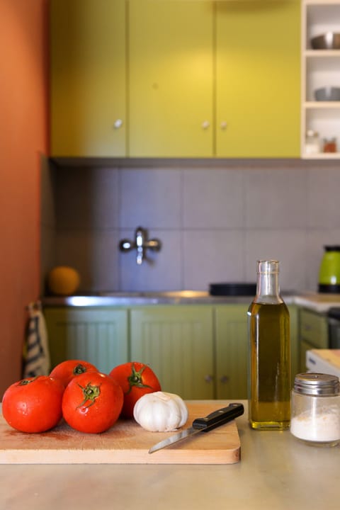 Family Bungalow, 1 Bedroom, Sea View, Sea Facing | Private kitchen | Fridge, oven, stovetop, coffee/tea maker