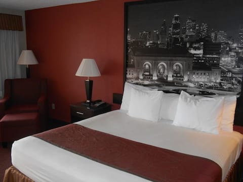 Premium bedding, iron/ironing board, rollaway beds (surcharge)