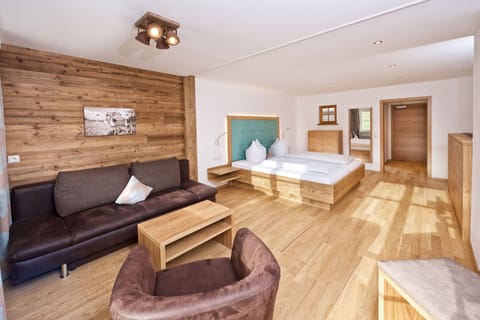 Deluxe Double Room, Balcony (Seelekopf) | Hypo-allergenic bedding, in-room safe, desk, soundproofing