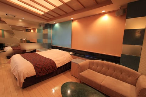 Standard King Room | Premium bedding, down comforters, minibar (some free items)