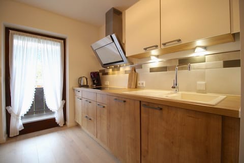 Apartment, 4 Bedrooms (Kaiserstube) | Private kitchen | Fridge, microwave, oven, stovetop
