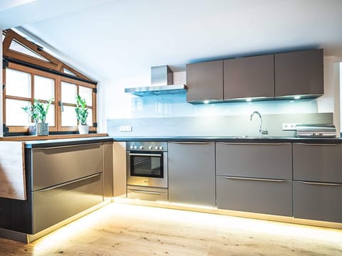 Panoramic Penthouse, 1 Bedroom, Terrace, Mountain View | In-room safe, individually decorated, individually furnished, desk