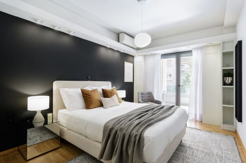 Apartment, 1 Bedroom, City View | 1 bedroom, desk, laptop workspace, blackout drapes