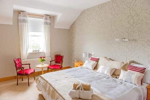 Individually decorated, individually furnished, desk, blackout drapes