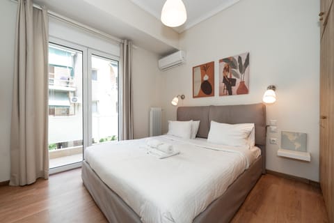 City Apartment | 1 bedroom, individually decorated, individually furnished