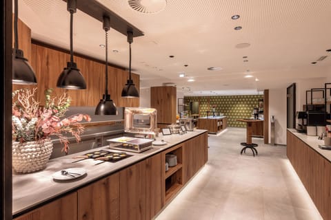 Daily buffet breakfast (EUR 25 per person)