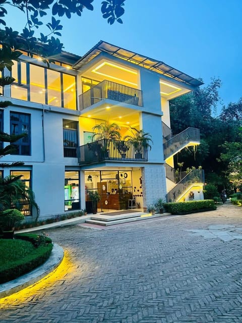 Superior Room, 1 Bedroom, Mountain View | Free WiFi, bed sheets