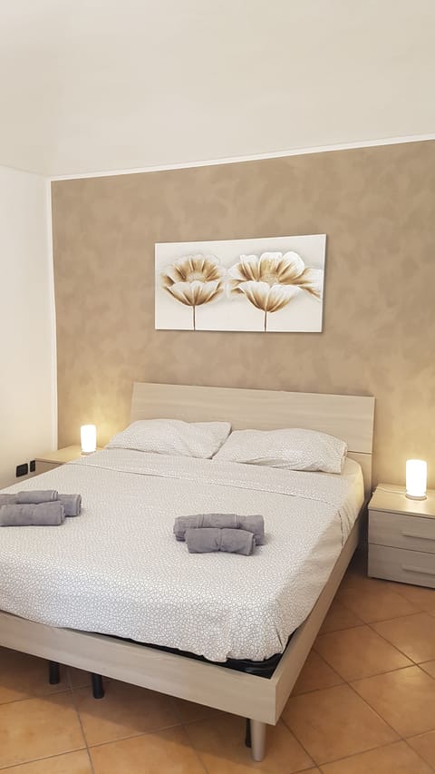 Apartment, 1 Bedroom | 1 bedroom, desk, iron/ironing board, free WiFi