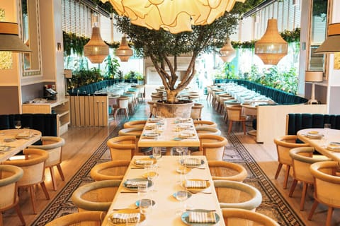 3 restaurants, breakfast, lunch, dinner served; Mexican cuisine