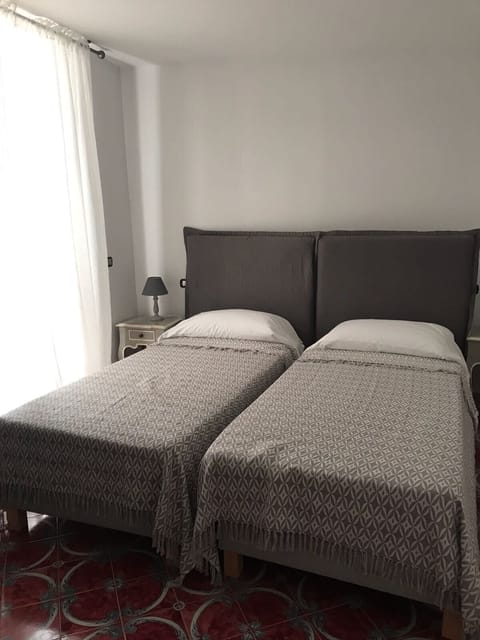 (D) Camera con letto matrimoniale o 2 letti singoli | Soundproofing, free WiFi