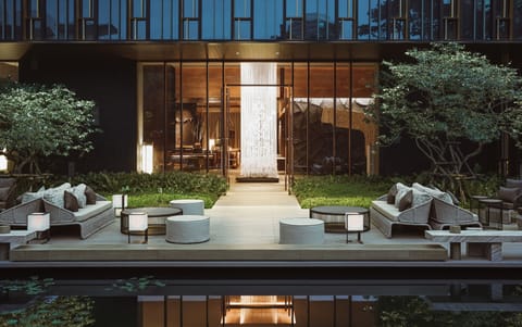 Outdoor pool, sun loungers
