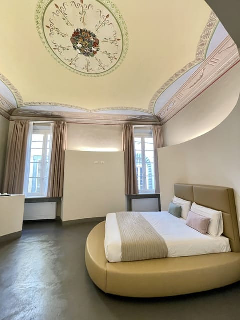 Superior Double Room | Down comforters, minibar, in-room safe, desk