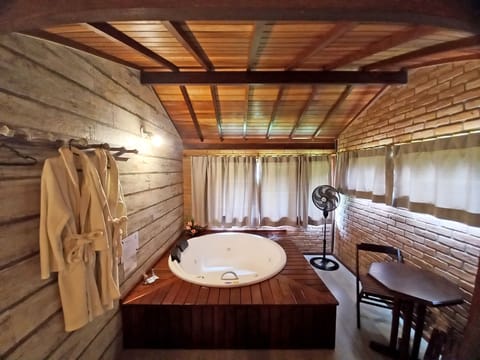 Luxury Room | Minibar, free WiFi, bed sheets