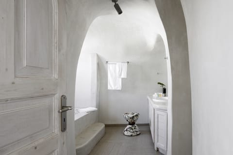 1 bedroom, premium bedding, in-room safe, individually decorated