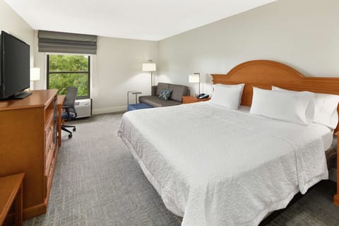 Hypo-allergenic bedding, blackout drapes, iron/ironing board