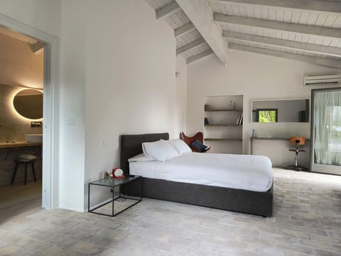 Deluxe Double Room | Premium bedding, down comforters, memory foam beds, in-room safe