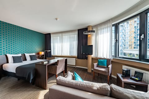 Superior Double Room | Egyptian cotton sheets, in-room safe, desk, laptop workspace