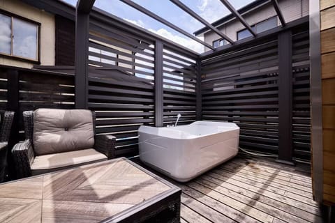 Apartment, 3 Bedrooms | Terrace/patio
