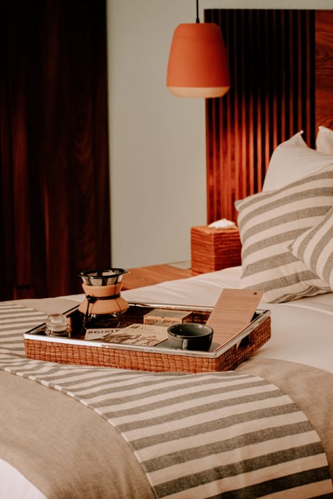 Luxury Room | Egyptian cotton sheets, premium bedding, down comforters, minibar