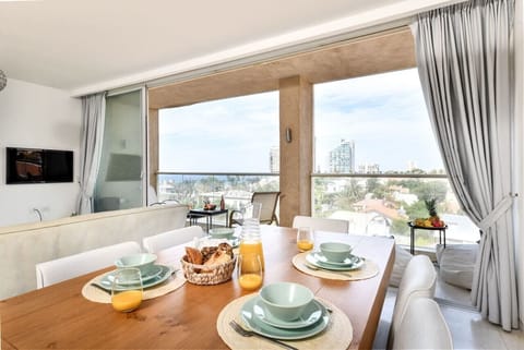 Apartment, 3 Bedrooms | Interior