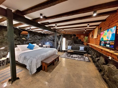 Down comforters, iron/ironing board, free WiFi, bed sheets