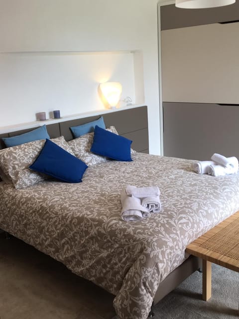 Room (Malvy) | Premium bedding, minibar, desk, blackout drapes