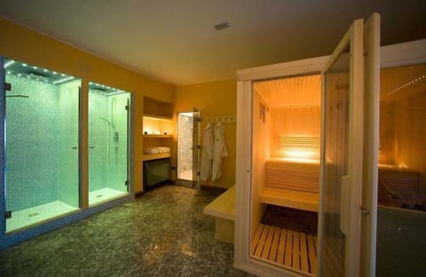 Turkish bath, aromatherapy