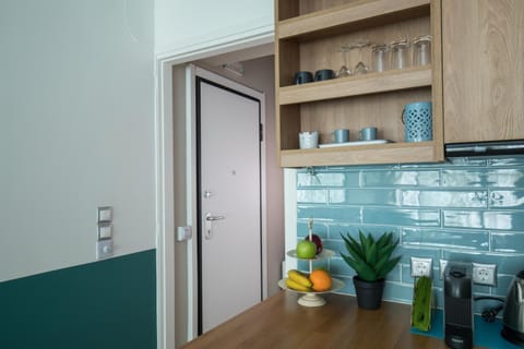 Mini-fridge, stovetop, coffee/tea maker, electric kettle