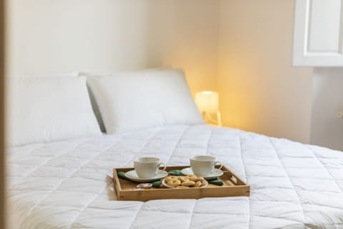 Apartment, 2 Bedrooms | 2 bedrooms, iron/ironing board, cribs/infant beds, free WiFi