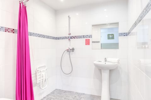 Double Room (Grande) | Bathroom | Towels