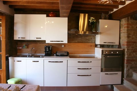Villa, 1 Bedroom | Private kitchen | Fridge, oven, stovetop, dishwasher