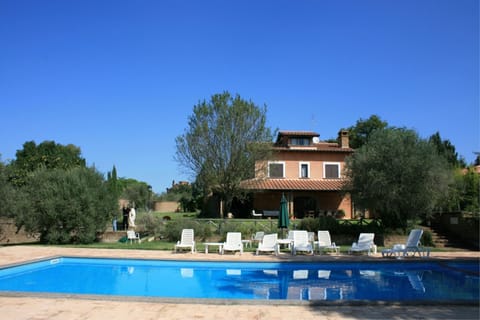Seasonal outdoor pool, pool umbrellas, sun loungers