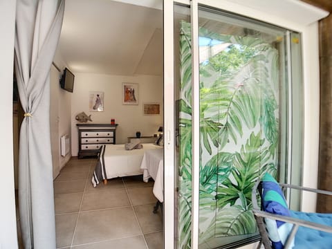 Comfort Double Room, Hot Tub | Premium bedding, individually decorated, individually furnished